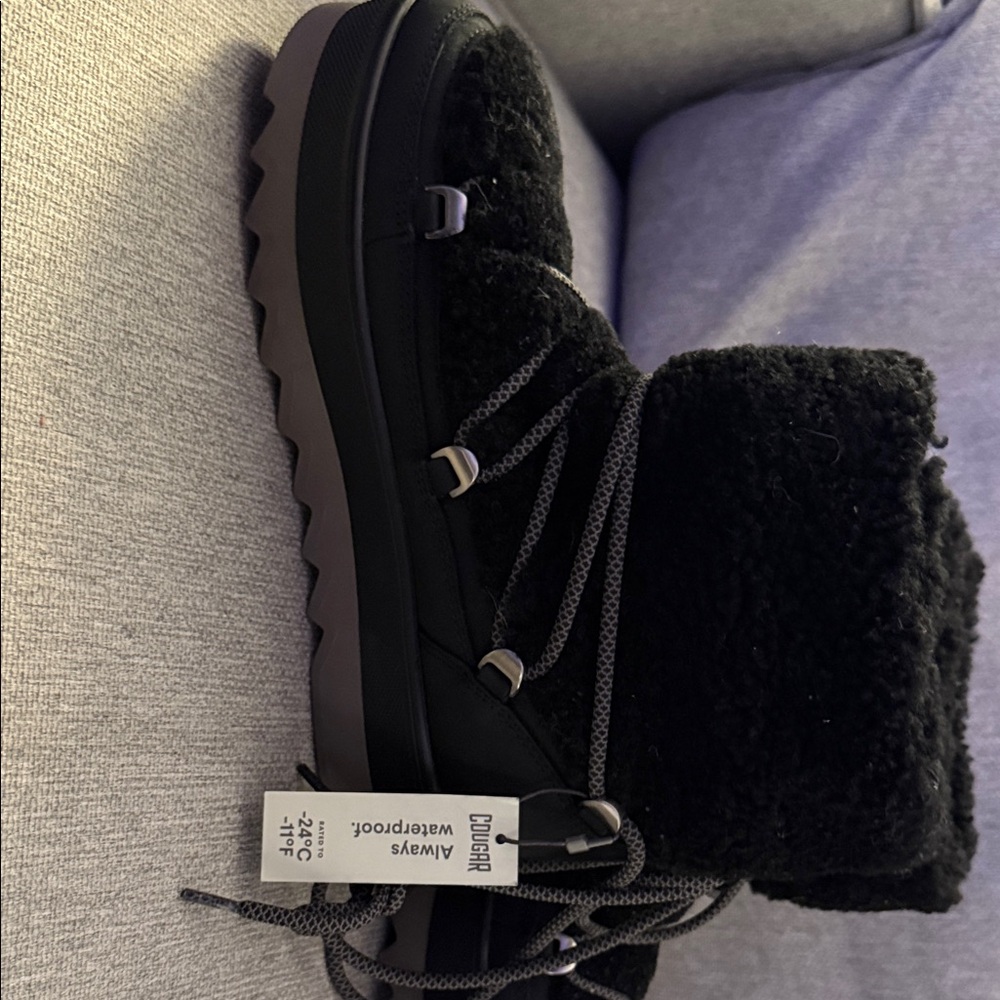 Cougar Black Winter Boots with Gray Accents - Picture 2 of 8